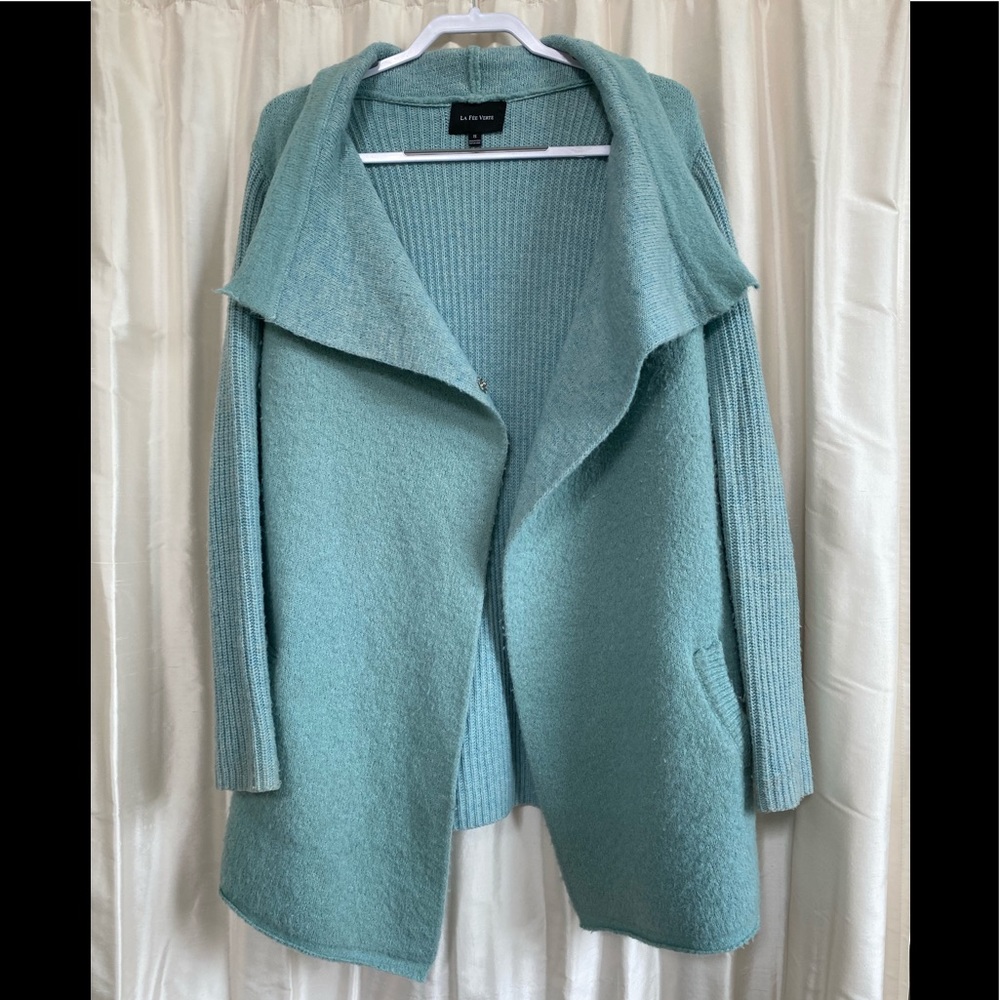 Anthropologie sweater cardigan w snap and pockets.  greenish blue.